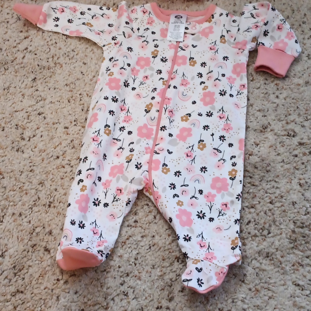 Newborn paj.